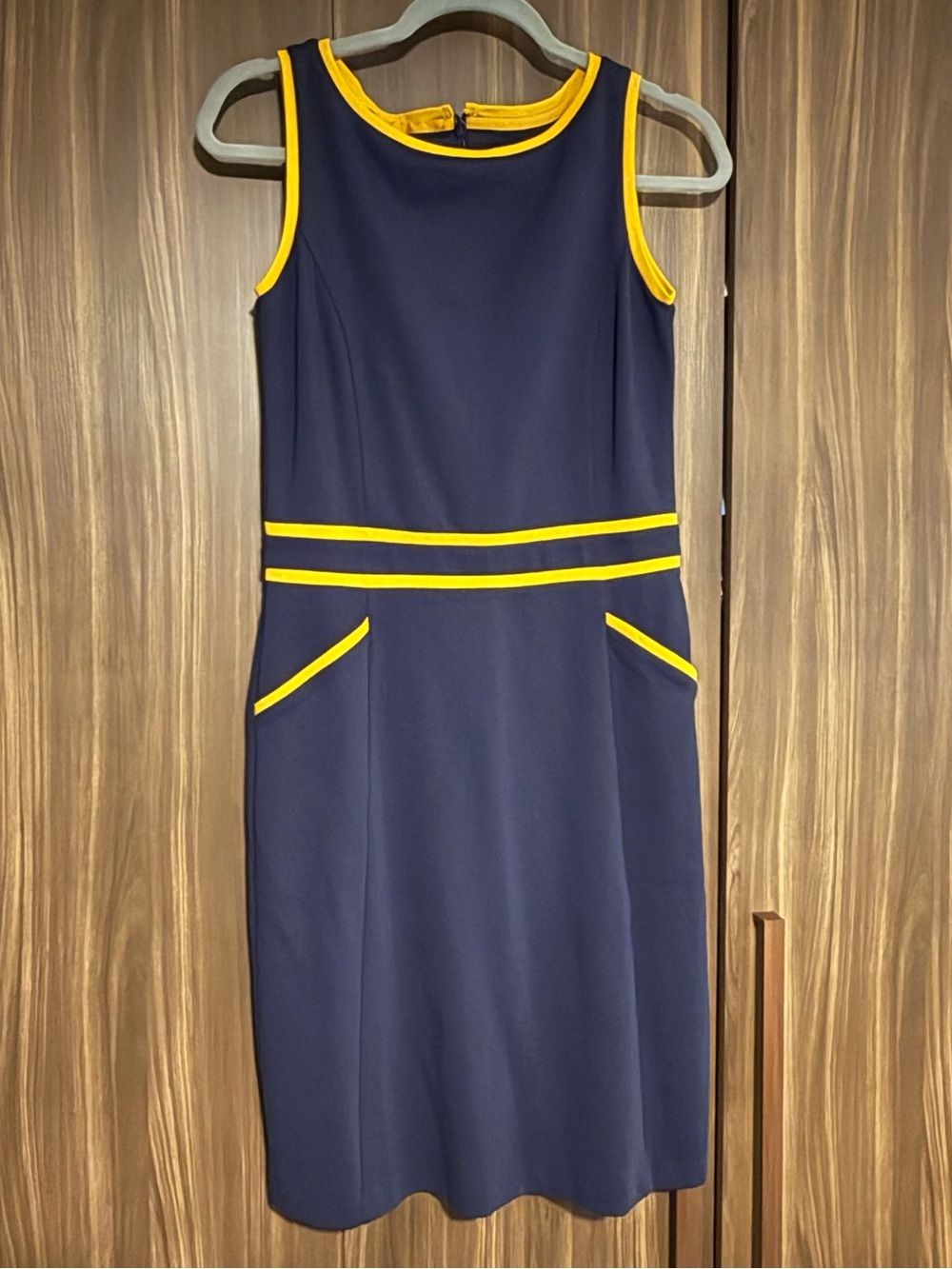 Boden NWT Navy Sheath Dress with Yellow Trim - Sleeveless Elegant Style 2R (US)